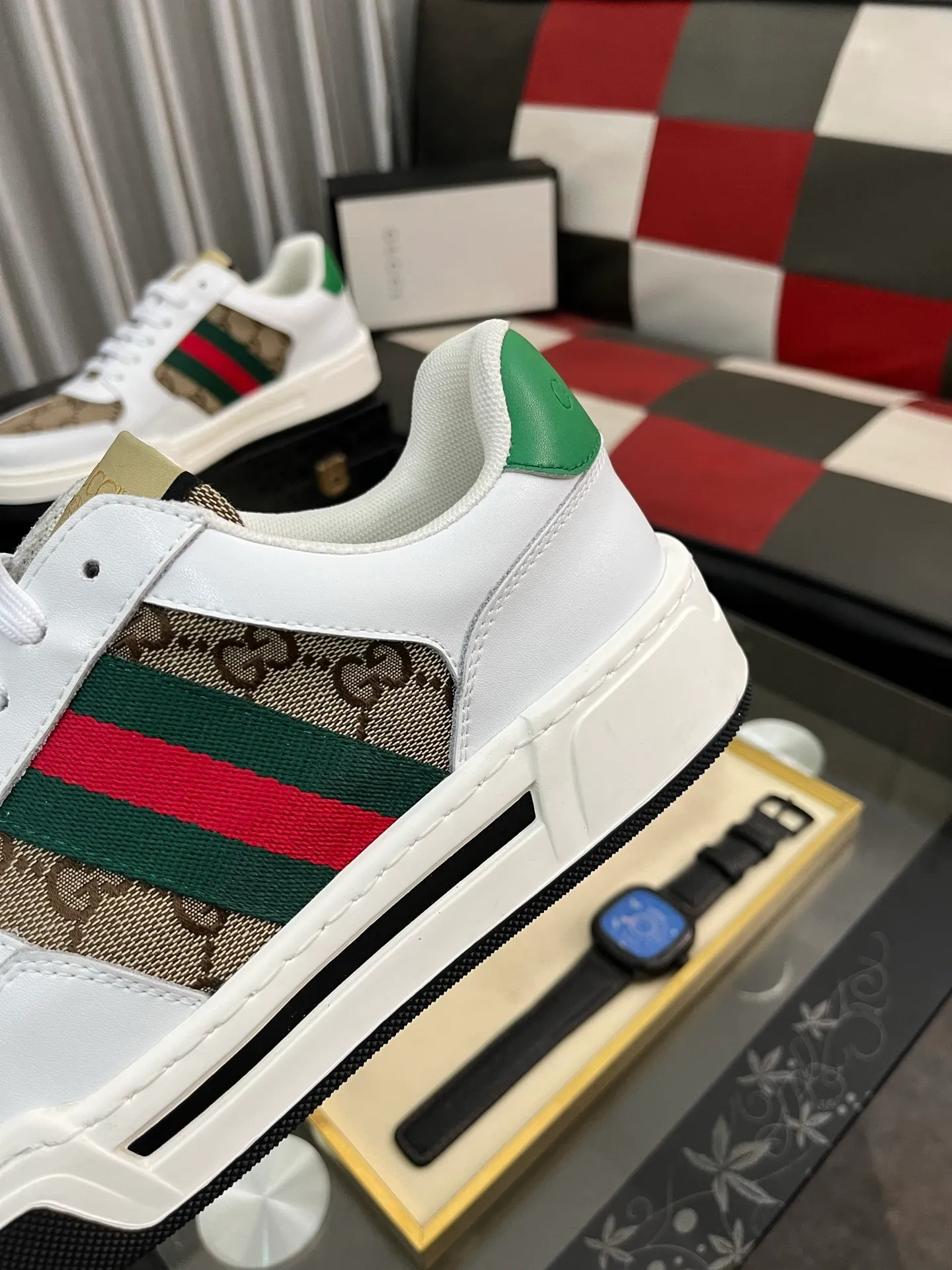 Men's Men's Shoes💰420⌚️⌚️【GUCCI】Gucci men's latest white shoe series casual shoes! The official website is built 1:1. Upper: Made of imported cowhide, with electric embroidery ➕Inner lining: Made of high-quality first-layer pigskin, soft and comfortable. Picky material selection and exquisite workmanship give you the best enjoyment. Size: 38-443️⃣Colors available